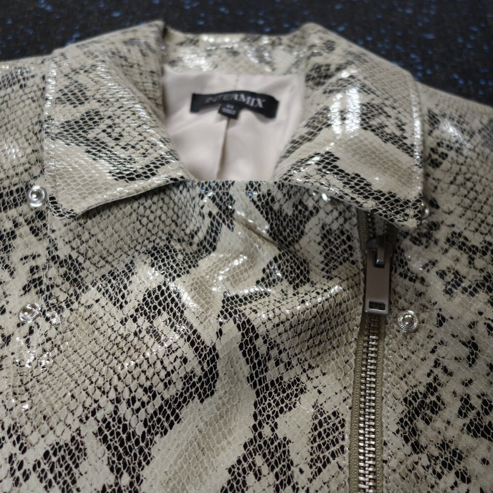 INTERMIX Sara Python-Embossed Jacket New - Picture 11 of 13